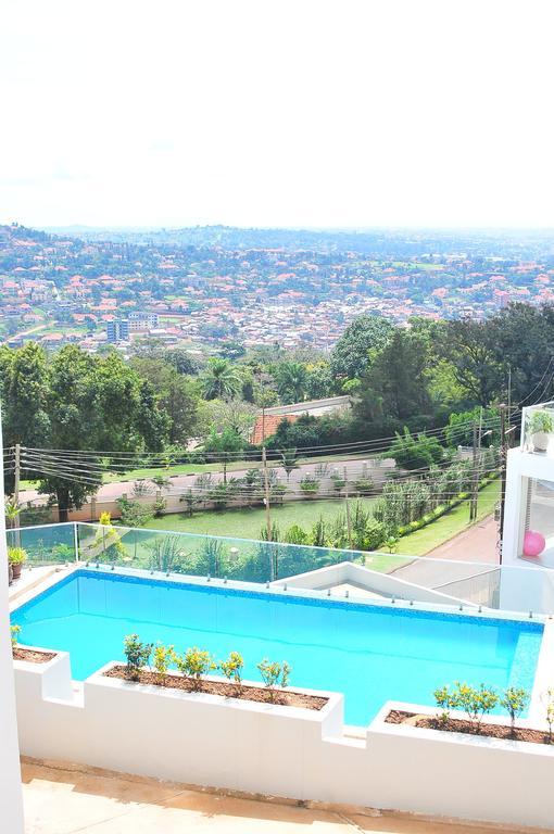 The Seventeen Apartment Hotel Kampala Dış mekan fotoğraf